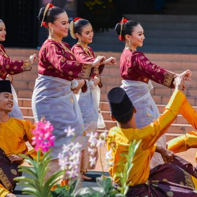 From RM2,500/ 6 dancers
