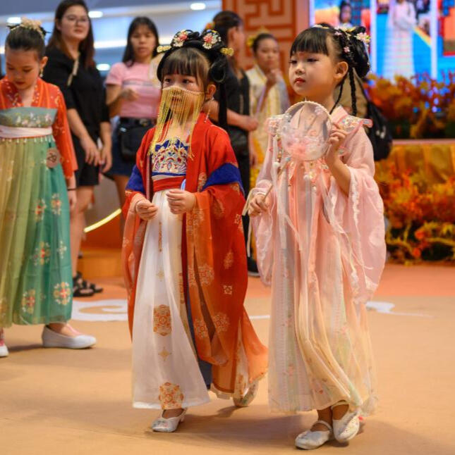 TRADITIONAL COSTUME